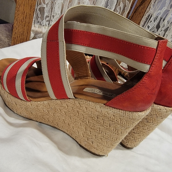 PAUL GREEN RED AND WHITE MONIQUE WEDGES SZ 7.5 - Picture 2 of 8